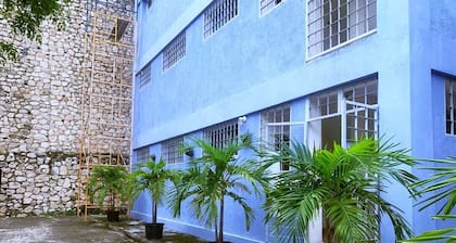 Charming studio in awesome Petion-Ville/Musseau with AC and Inverter