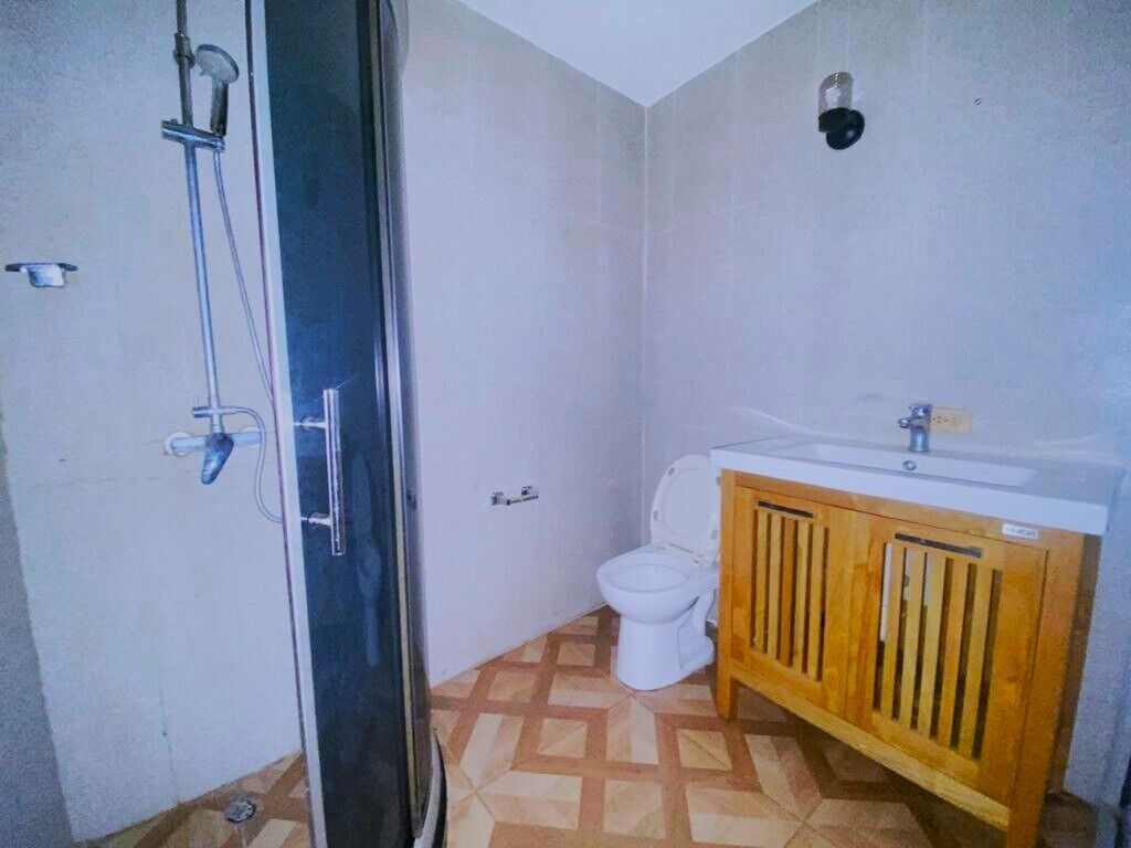 Serviettes fournies, savon, papier toilette