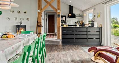 Beautiful home in Spøttrup