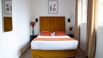 1 habitación, tabla de planchar con plancha, wifi y ropa de cama