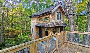 Property grounds - Treehouse #13 (in the forest) (Mont-Blanc)