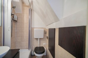 淋浴設備、風筒、提供毛巾