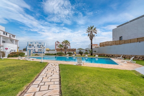 Ferienwohnung 'Cozy In Sagres' mit Gemeinschaftspool, Wi-Fi und Klimaanlage