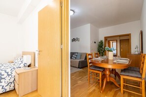 2 bedrooms, iron/ironing board, free WiFi, bed sheets