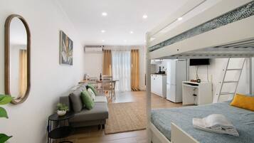 1 bedroom, iron/ironing board, free WiFi