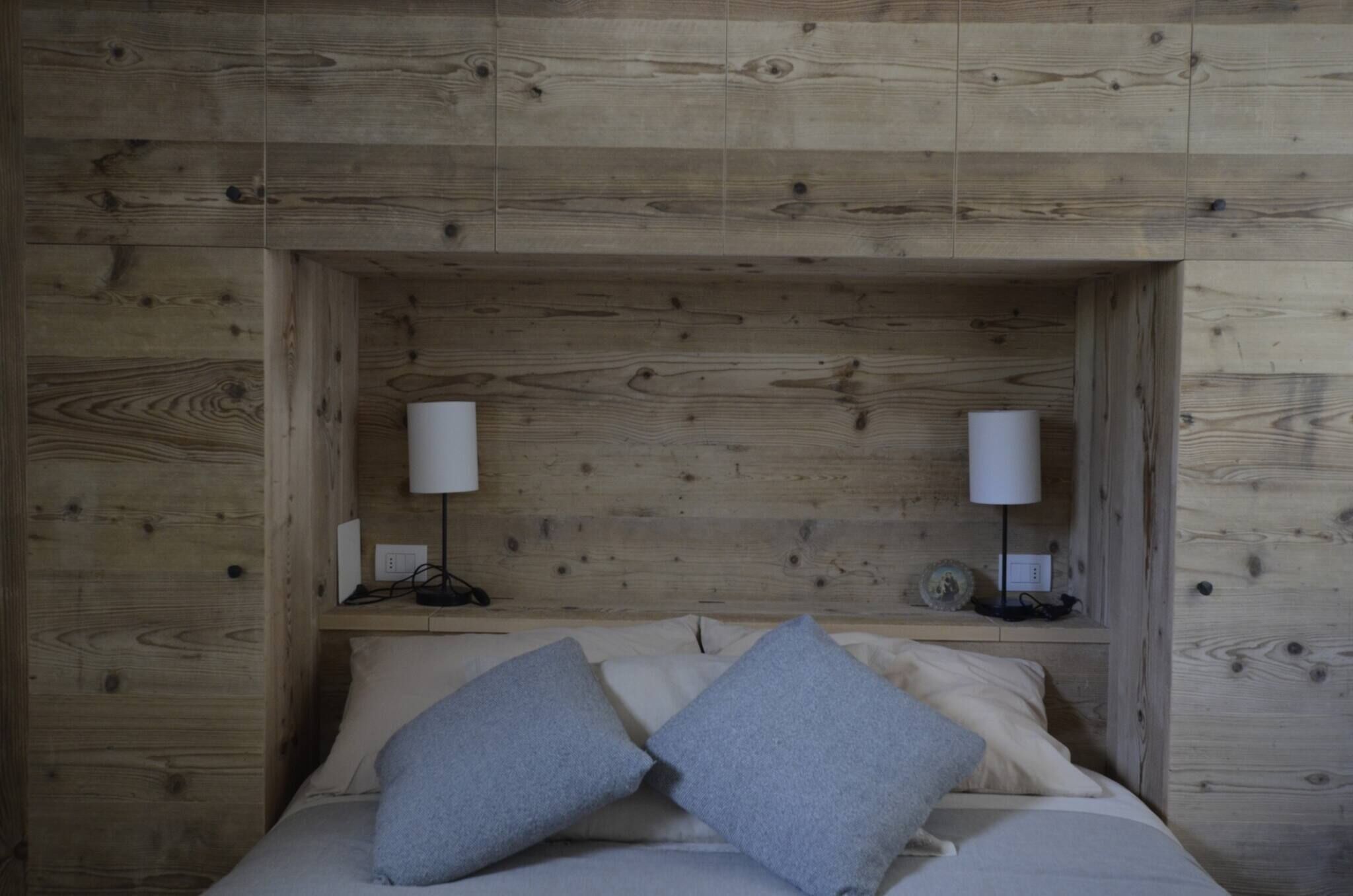 1 bedroom, iron/ironing board, bed sheets