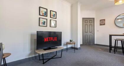 Sienna's Apartment -2 Bed getaway in Pontypool