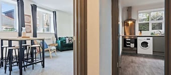 Sienna's Apartment -2 Bed getaway in Pontypool