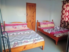 Classic Quadruple Room, Balcony, Mountain View | Bed sheets - Lè Soleil de Sagada Inn (Sagada)