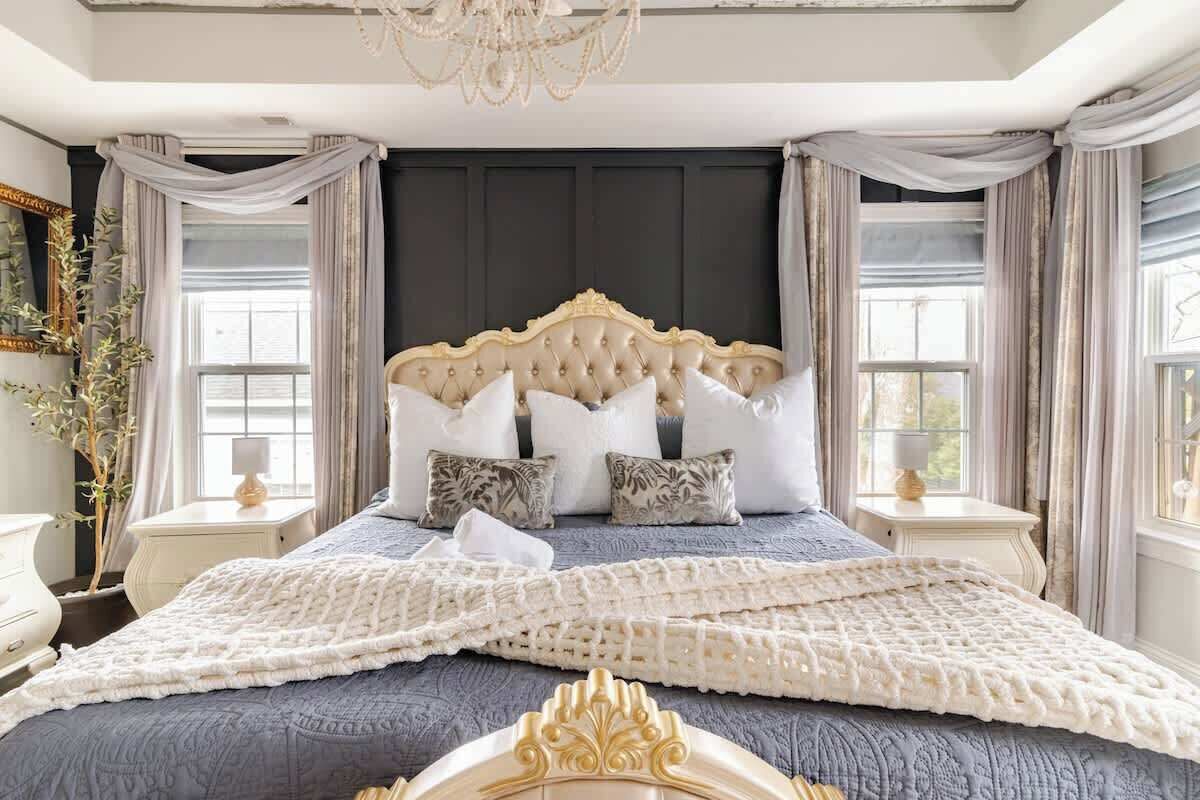 4 slaapkamers, een strijkplank/strijkijzer, reisbedje, wifi