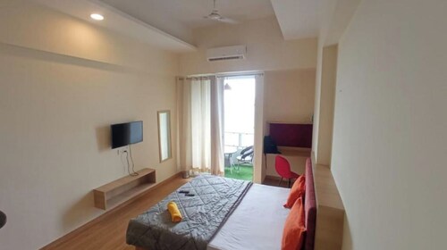 Asian Suites By IAH 1BR