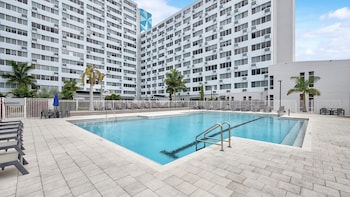 Barsala At The Wayland Apartments