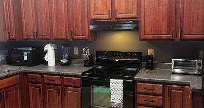 3-bedroom 2 and half bathroom spacious NW stadium home free off street parking