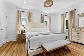 5 bedrooms, desk, iron/ironing board, travel cot - Private- Heated Pool, Golf Cart, Walk to Beach (Santa Rosa Beach)