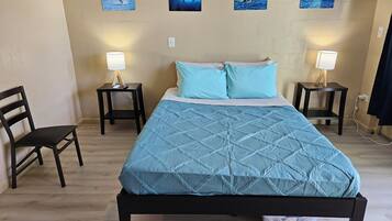 1 bedroom, iron/ironing board, internet, bed sheets