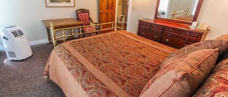 1 chambre, fer et planche à repasser, Wi-Fi, draps fournis