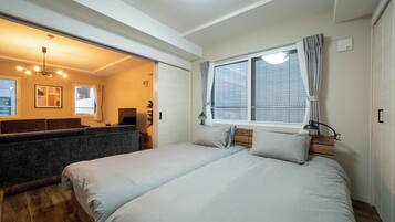 2 bedrooms, iron/ironing board, free WiFi