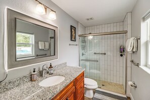 Shower, bidet, towels, soap