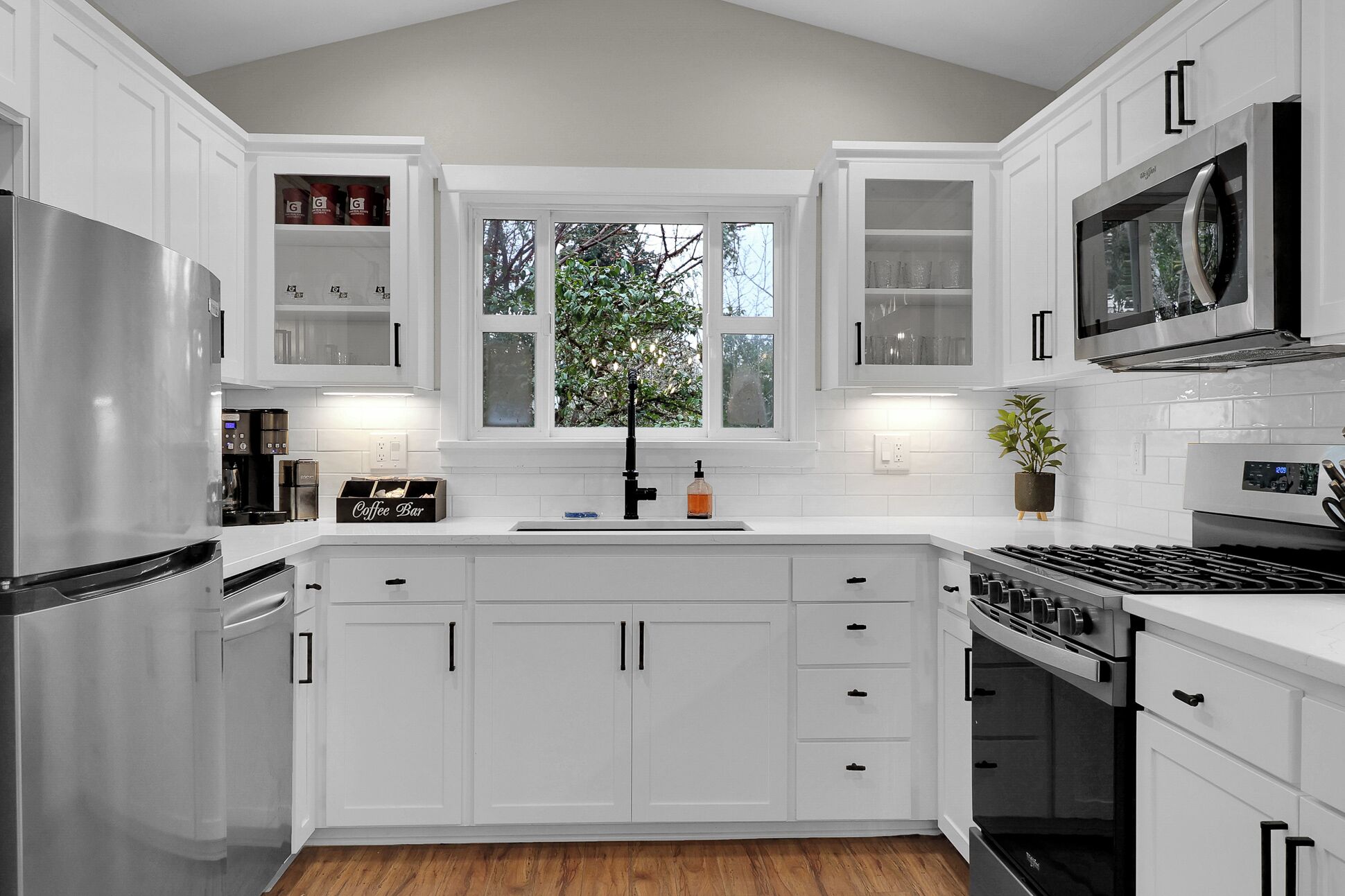 Microwave, oven, stovetop, dishwasher