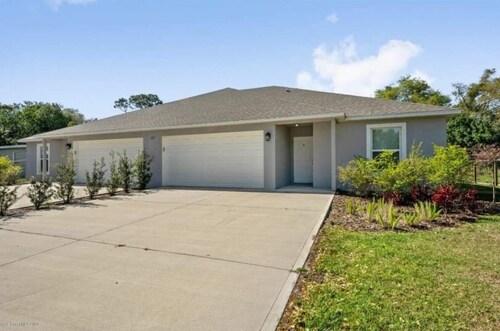 Charming Getaway by Florida's Space Coast