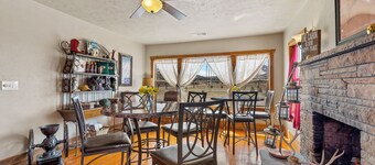 Charming 2-bedroom B&B with WiFi, AC in gorgeous Williams