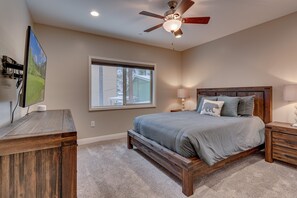 3 Schlafzimmer, Bügeleisen/Bügelbrett, Reisekinderbett, WLAN