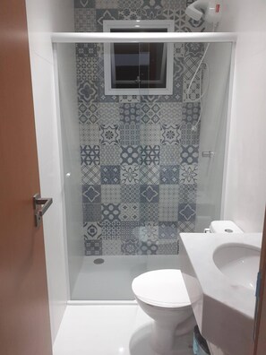 Dusche, Bidet, Toilettenpapier