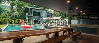 Seven Ranch Jungle Villa 