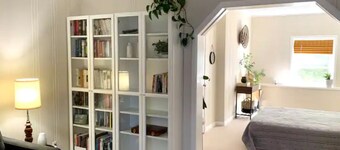 Private garden suite in charming San Francisco neighborhood