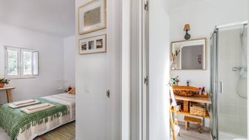 2 habitaciones, wifi gratis y ropa de cama