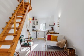 Televisión, chimenea