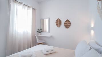 1 bedroom, free WiFi, bed sheets