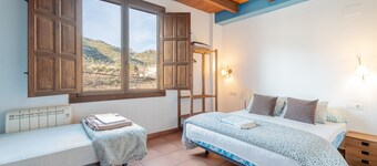 Casa rural 'Casona Y Posada' con vistas a la montaña, Wi-Fi y aire acondicionado