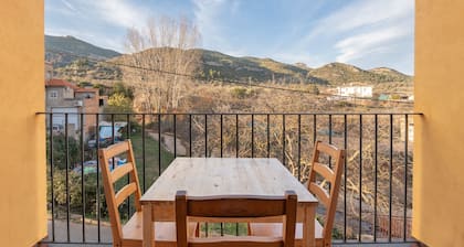 Country House 'La Posada' with Mountain View, Wi-Fi and Air Conditioning