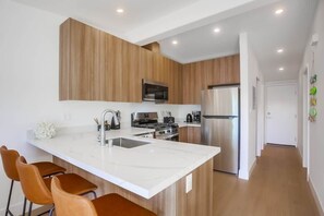 Fridge, microwave, oven, dishwasher