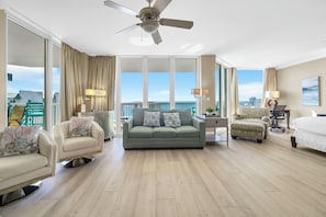 Smart TV - St. Lucia Penthouse 2 ~ Sleeps 12 ~ Beach View (Destin)