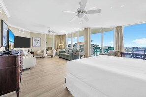 4 bedrooms, desk, iron/ironing board, free WiFi - St. Lucia Penthouse 2 ~ Sleeps 12 ~ Beach View (Destin)