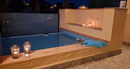 Appartement 'Suerte Y Amor' avec Vue sur les Montagnes, WiFi et Climatisation