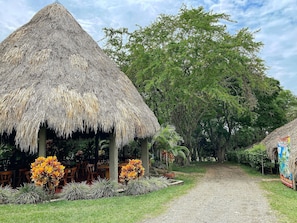 Outdoor dining - Hotel Piedemonte (El Cerrito)