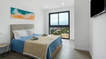 4 Schlafzimmer, BĂŒgeleisen/BĂŒgelbrett, kostenloses WLAN, BettwĂ€sche