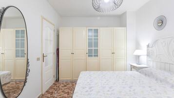 2 habitaciones, tabla de planchar con plancha y wifi gratis