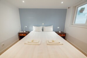 1 chambre, fer et planche à repasser, Wi-Fi gratuit, draps fournis