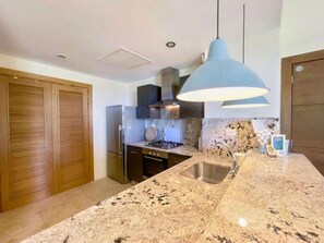 Fridge, microwave, oven, dishwasher - One bedroom apt with terrace in Punta Cana Resorts (Punta Cana)