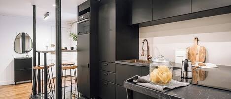 Fridge, microwave, oven, stovetop