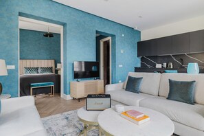 Télévision, chaîne hi-fi