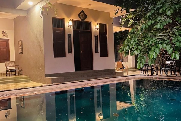 Front of property – evening/night