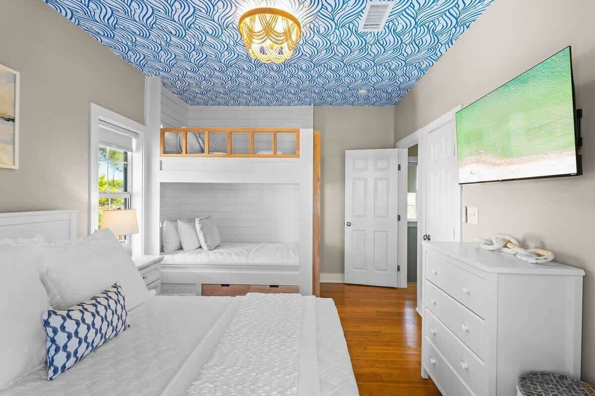 2 bedrooms, iron/ironing board, travel crib, WiFi