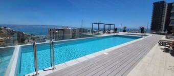 Spacious 3-bedroom apartment with incredible view! WiFi and 2 parkings.