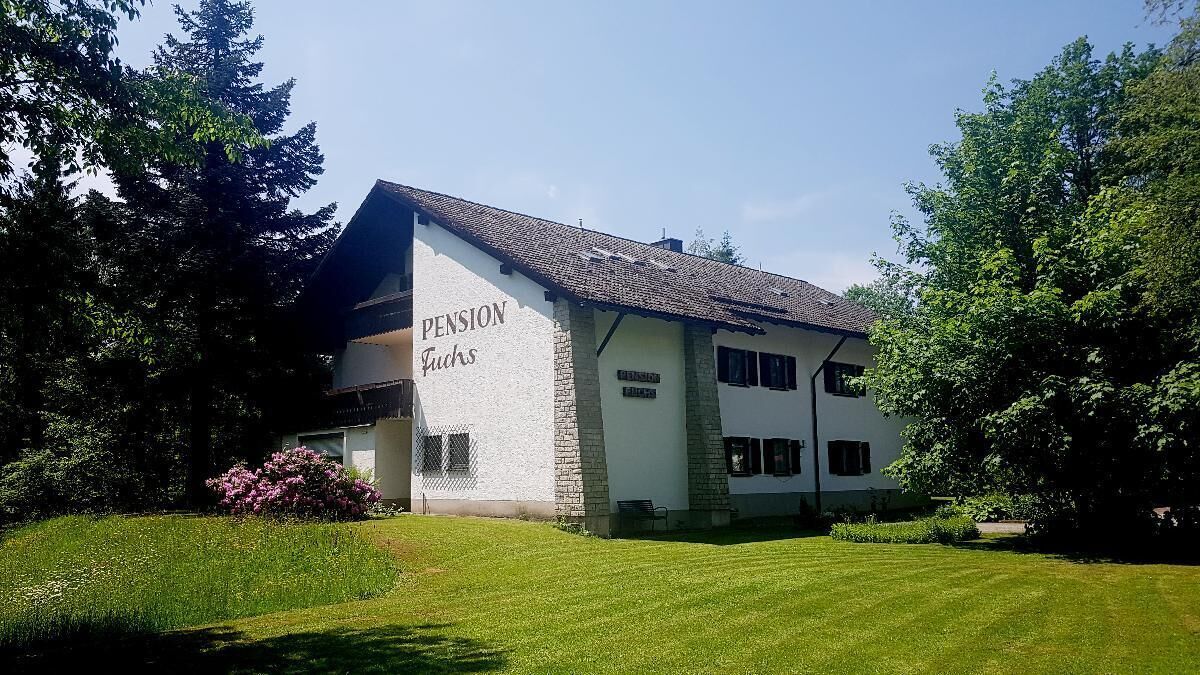 Pension & Fewos Fuchs (Mauth)-Außenansicht, Sommer