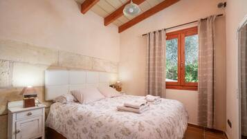 Fer et planche Ă repasser, Wi-Fi gratuit, draps fournis